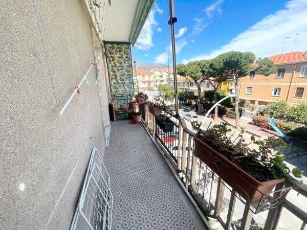 appartamento in vendita a Loano