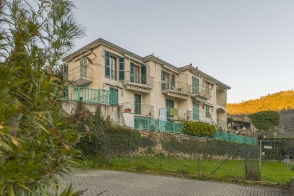 appartamento in vendita a Loano in zona Verzi