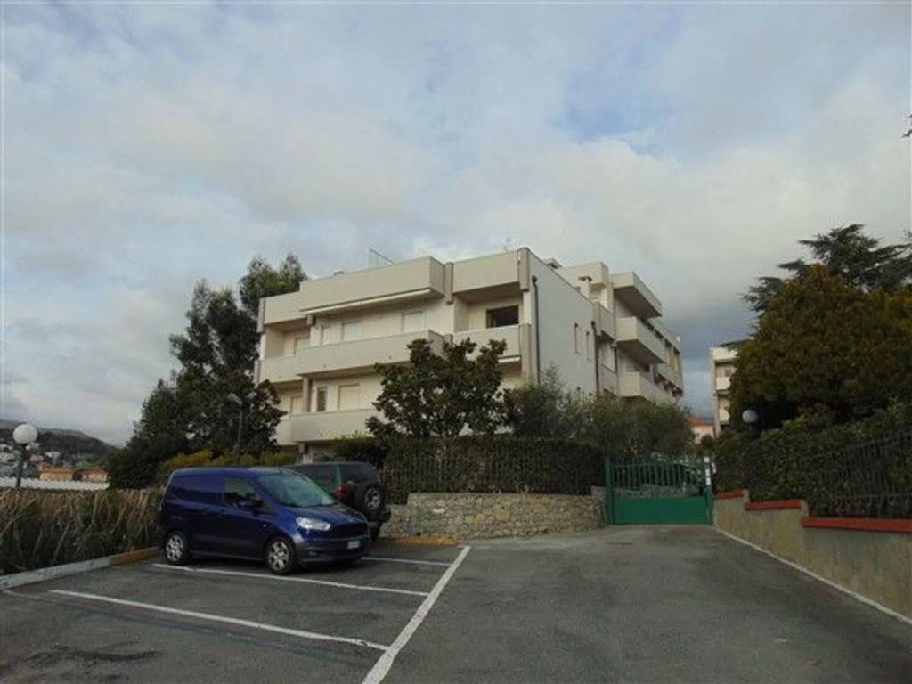 appartamento in vendita a Loano