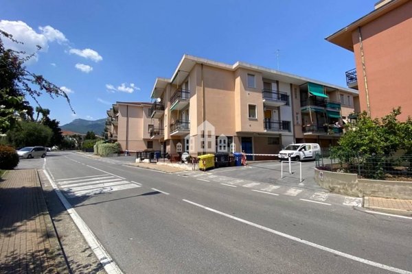 appartamento in vendita a Loano