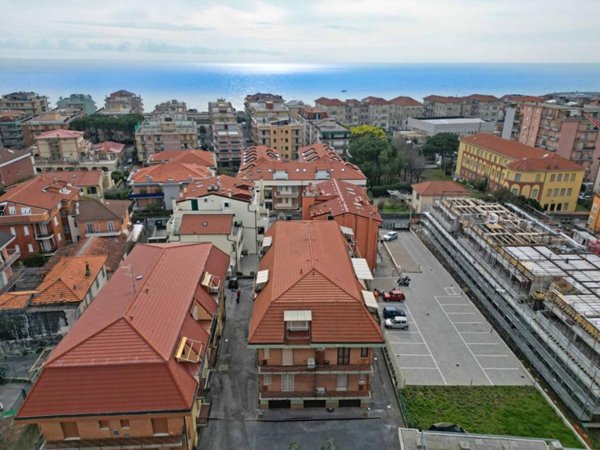appartamento in vendita a Loano
