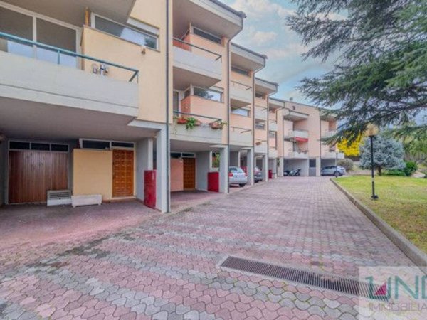 casa indipendente in vendita a Loano