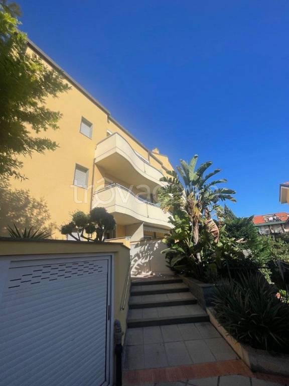 appartamento in vendita a Loano