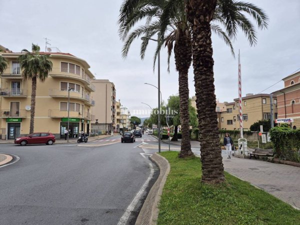 appartamento in vendita a Loano
