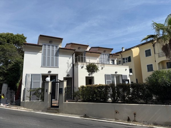 appartamento in vendita a Loano