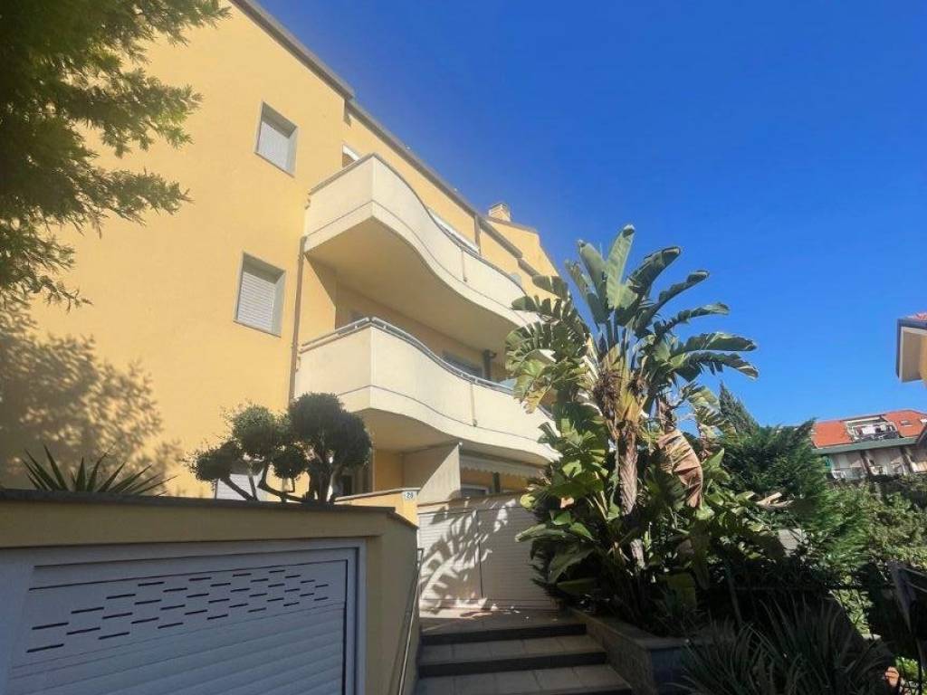 appartamento in vendita a Loano