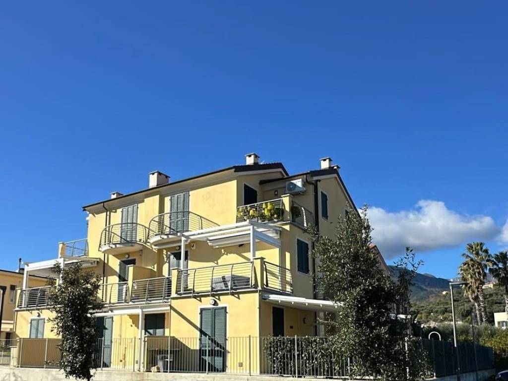 appartamento in vendita a Loano