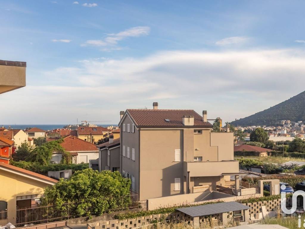 appartamento in vendita a Loano