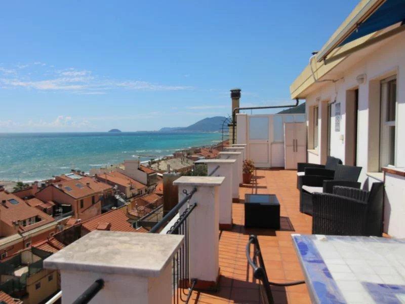 appartamento in vendita a Loano