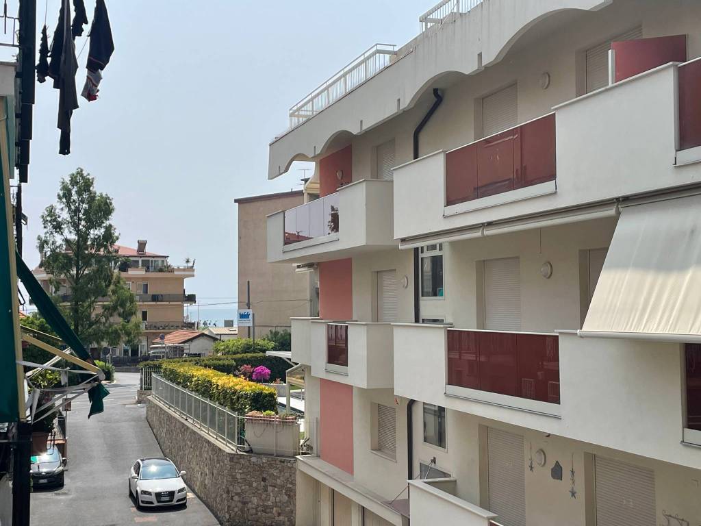 appartamento in vendita a Loano