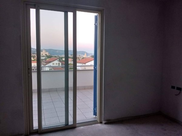casa indipendente in vendita a Loano