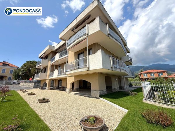 appartamento in vendita a Loano