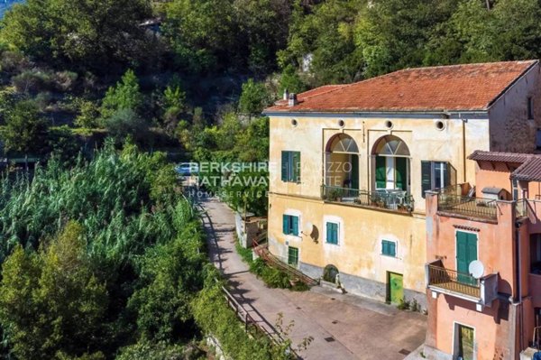 appartamento in vendita a Loano in zona Verzi
