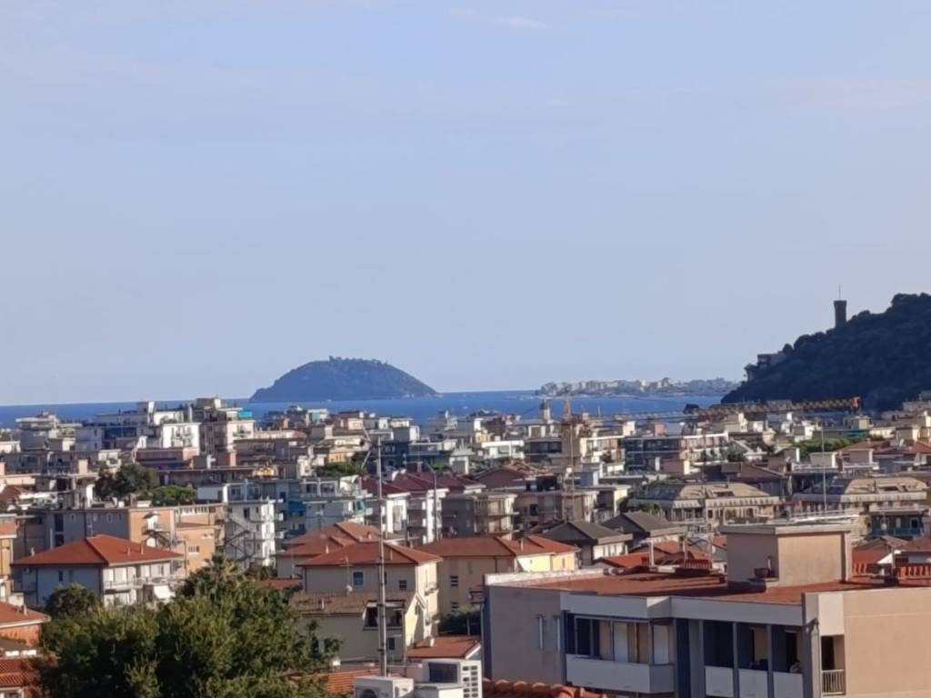 appartamento in vendita a Loano