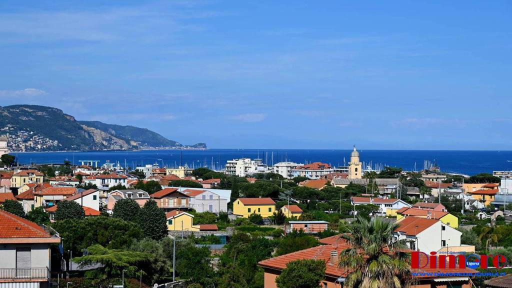 appartamento in vendita a Loano