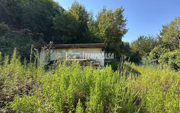 casa indipendente in vendita a Loano in zona Verzi