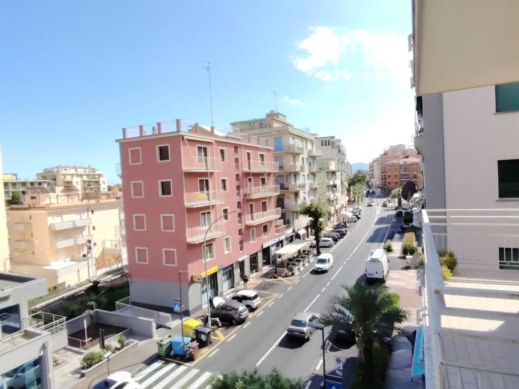 appartamento in vendita a Loano