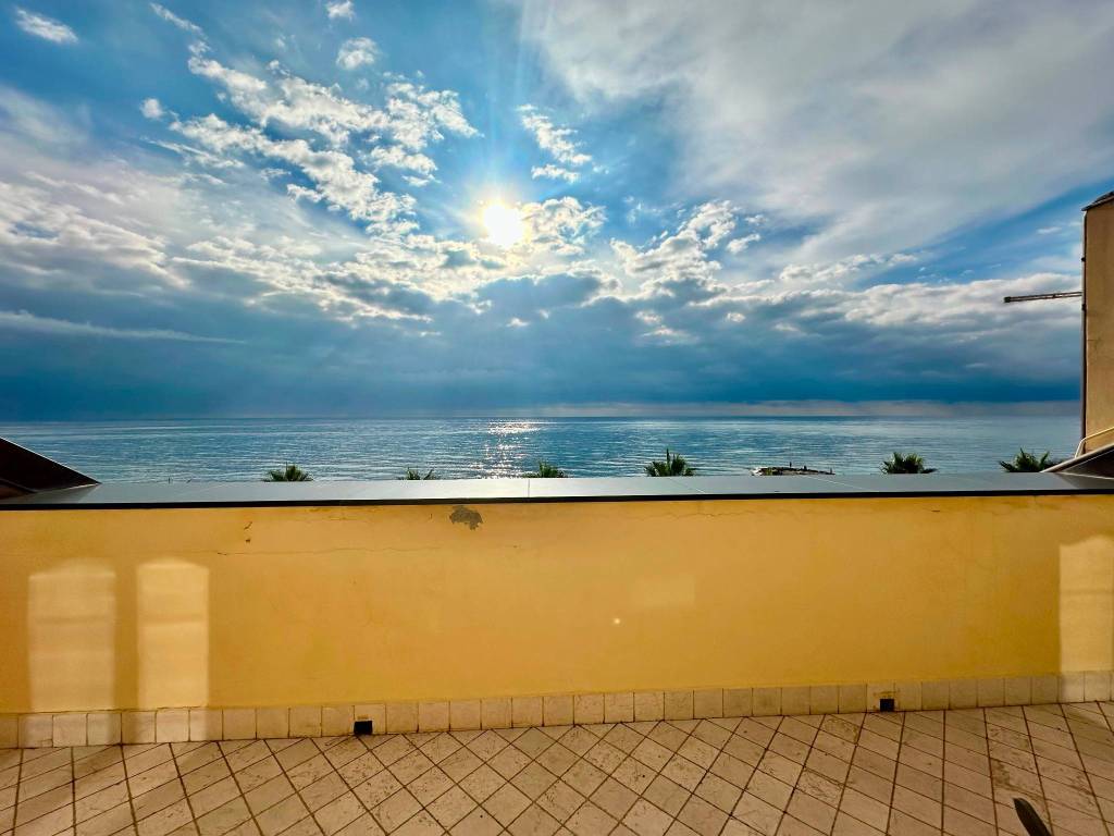 appartamento in vendita a Loano