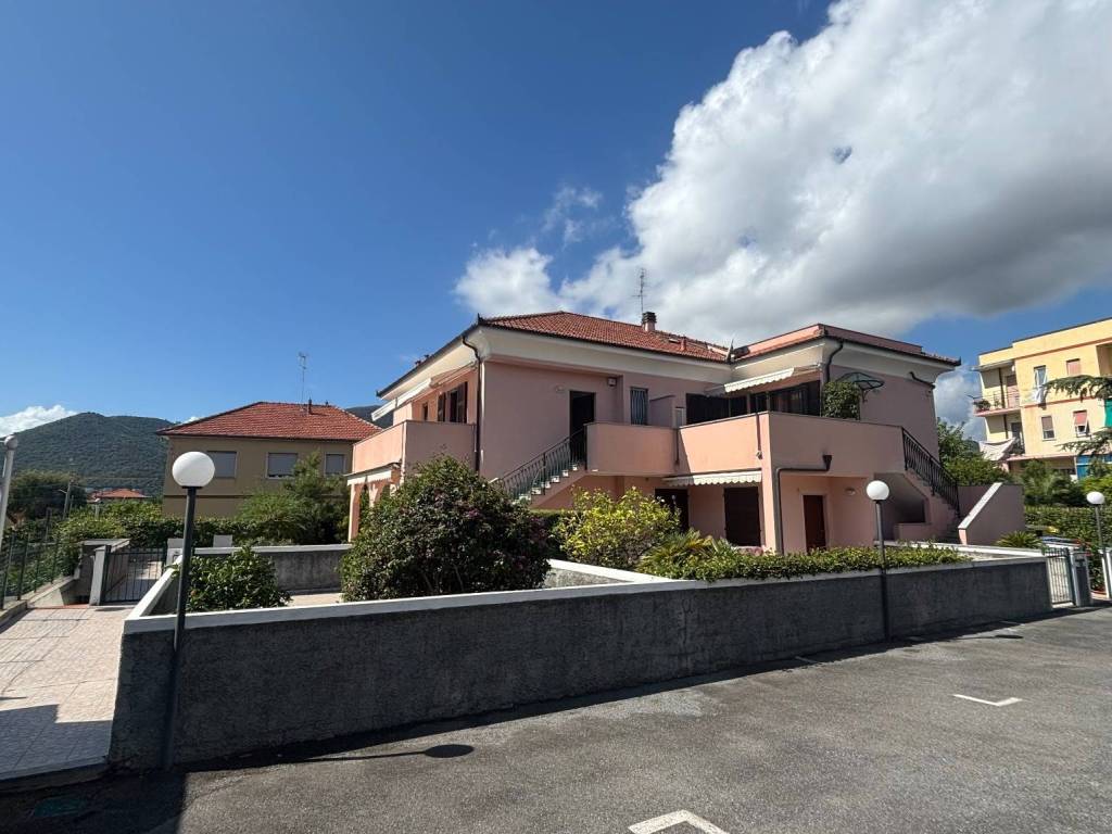 appartamento in vendita a Loano