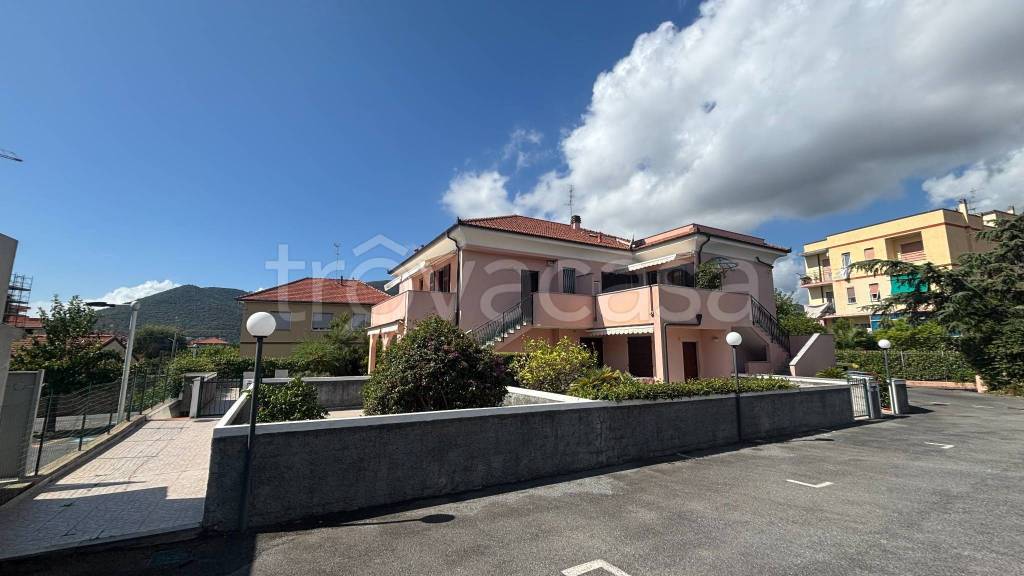 appartamento in vendita a Loano