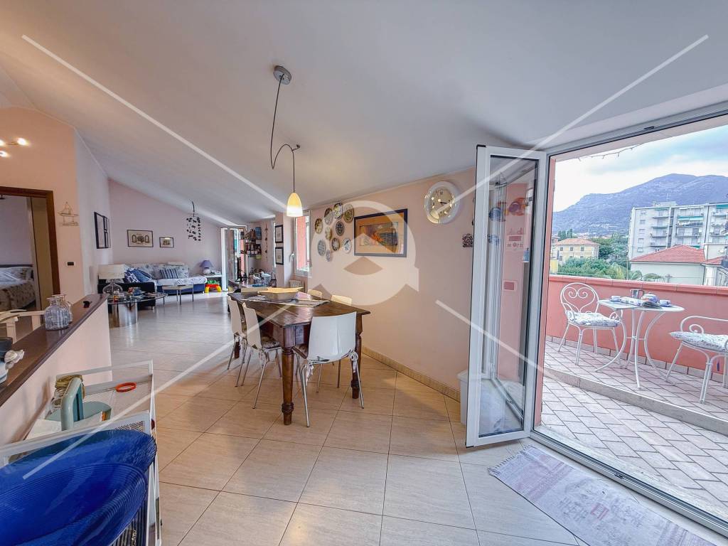 appartamento in vendita a Loano