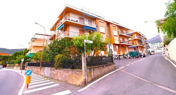 appartamento in vendita a Loano