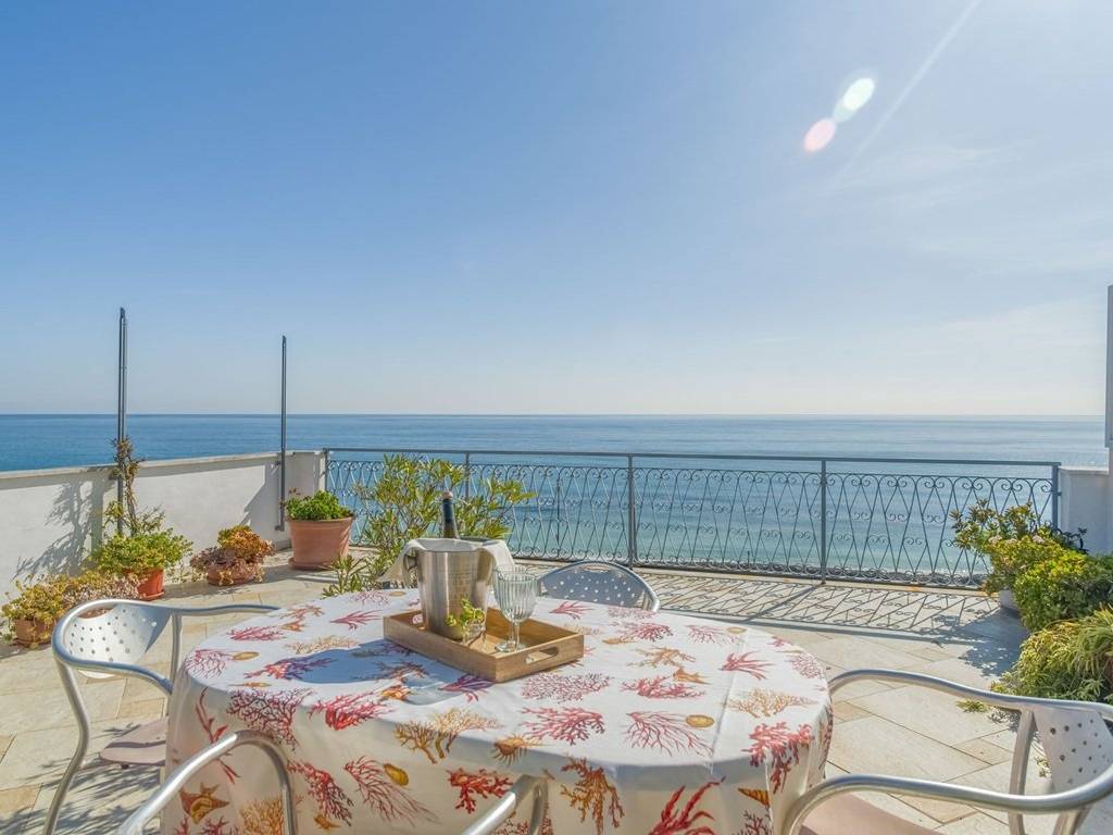 appartamento in vendita a Loano