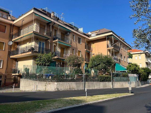 appartamento in vendita a Loano