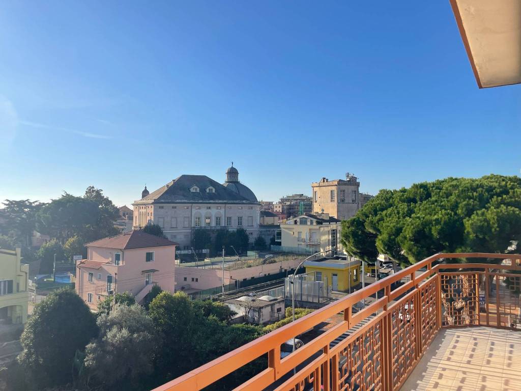 appartamento in vendita a Loano