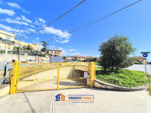 negozio in vendita a Loano