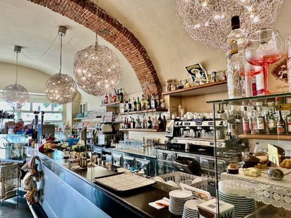 negozio in vendita a Loano