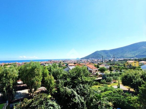 appartamento in vendita a Loano