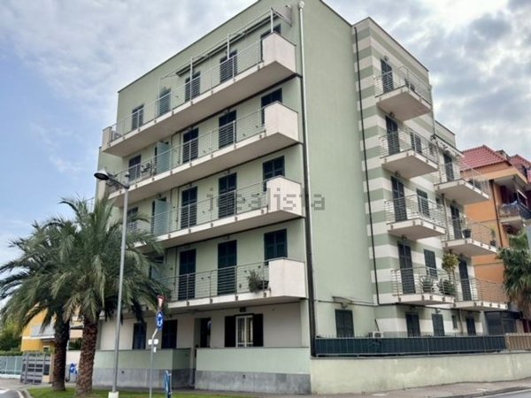 appartamento in vendita a Loano