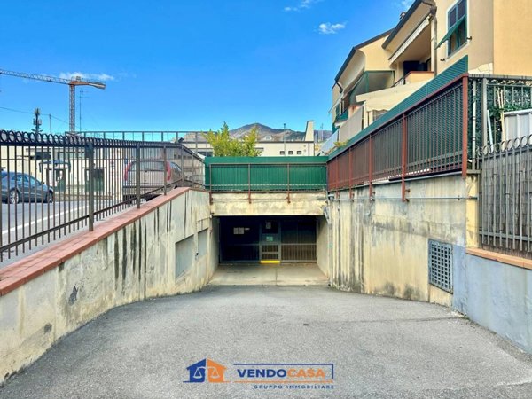 casa indipendente in vendita a Loano