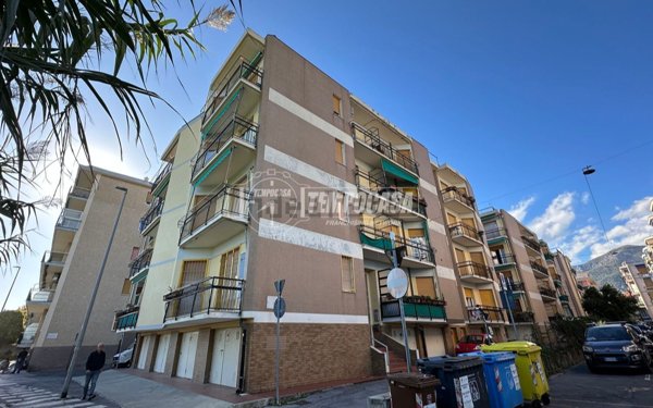 appartamento in vendita a Loano