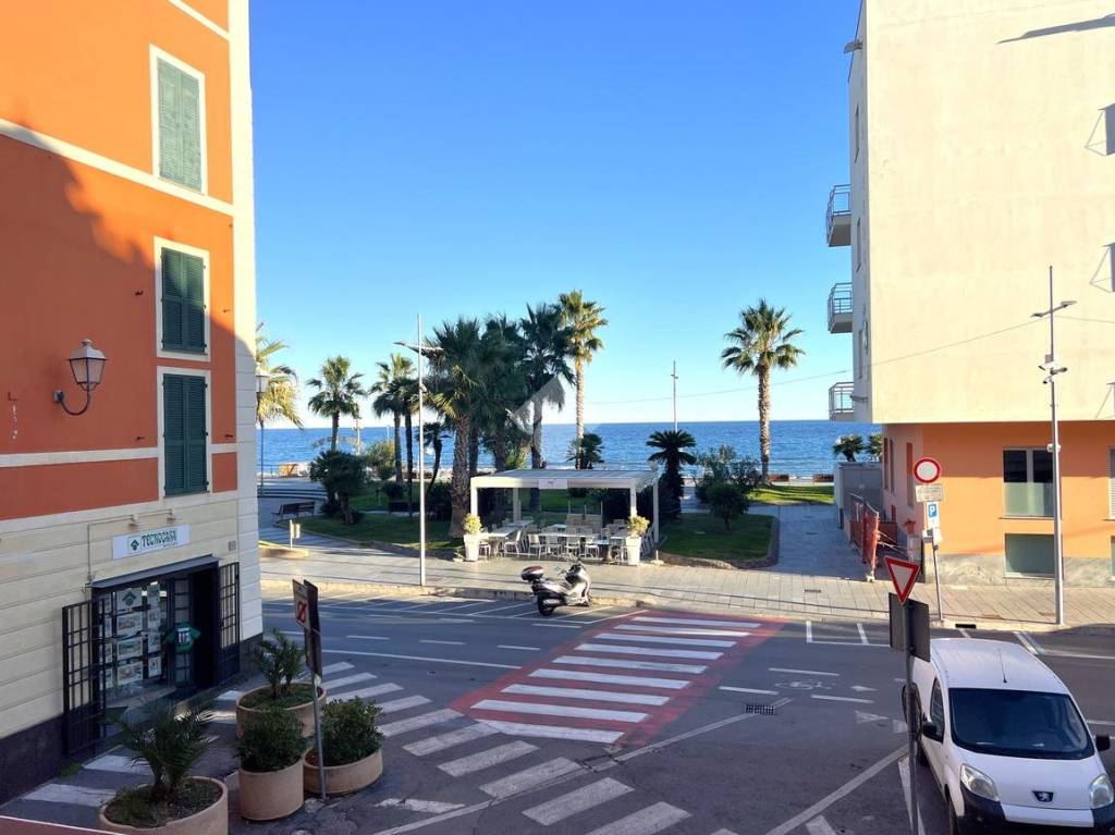 appartamento in vendita a Loano