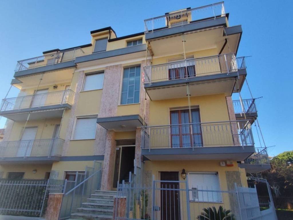 appartamento in vendita a Loano