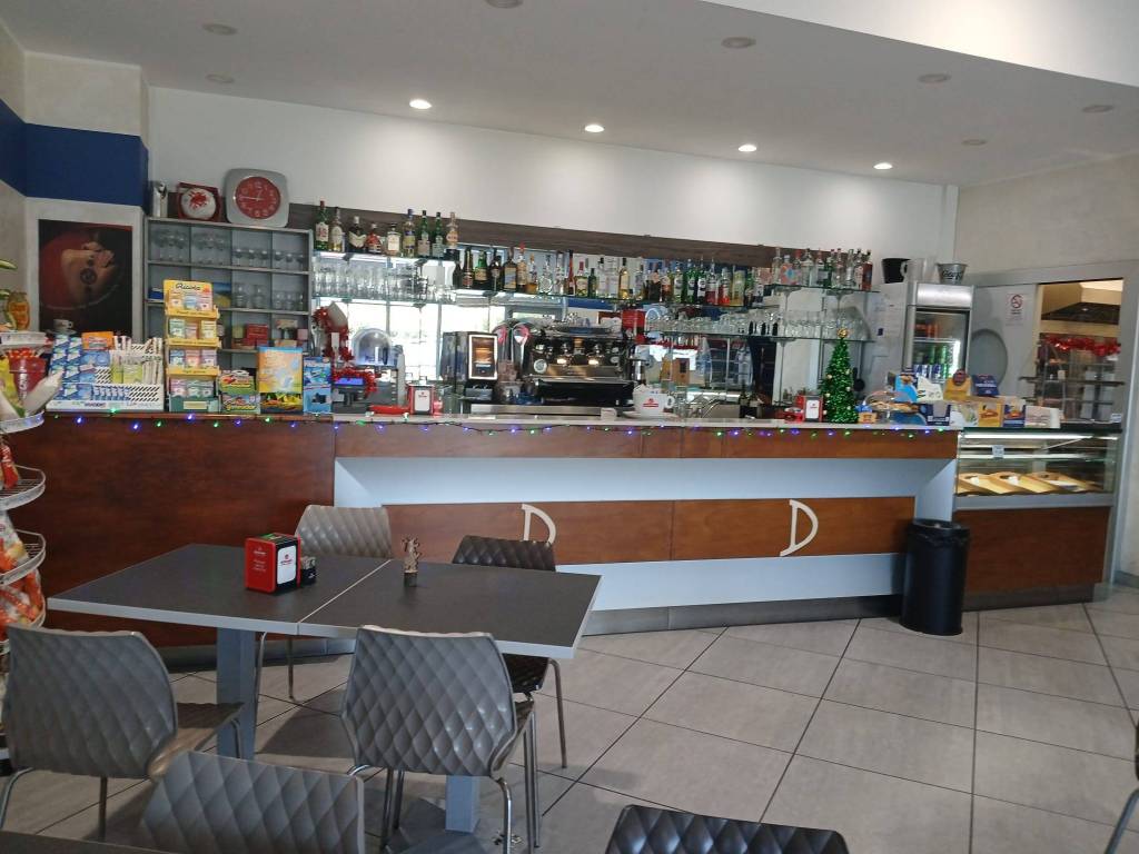 negozio in vendita a Loano