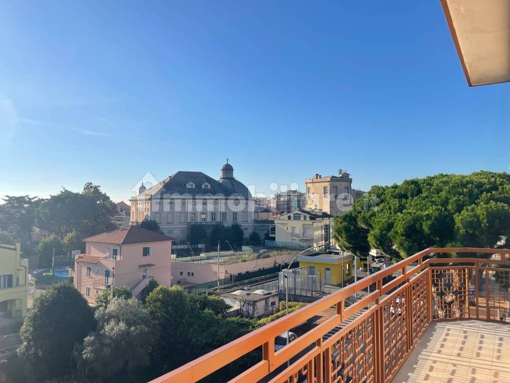 appartamento in vendita a Loano