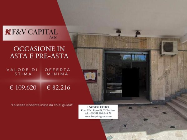 locale commerciale in vendita a Loano