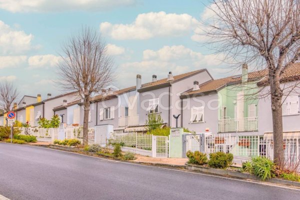 casa indipendente in vendita a Loano