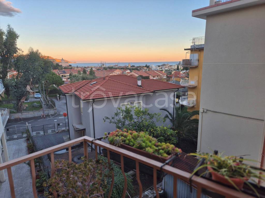 appartamento in vendita a Loano