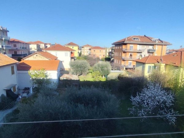 appartamento in vendita a Loano