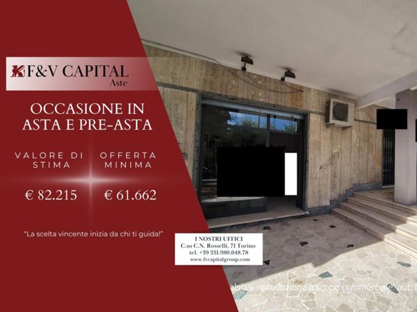 locale commerciale in vendita a Loano