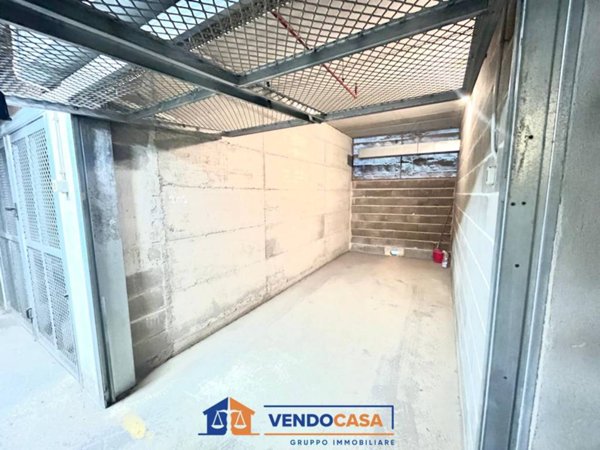 negozio in vendita a Loano