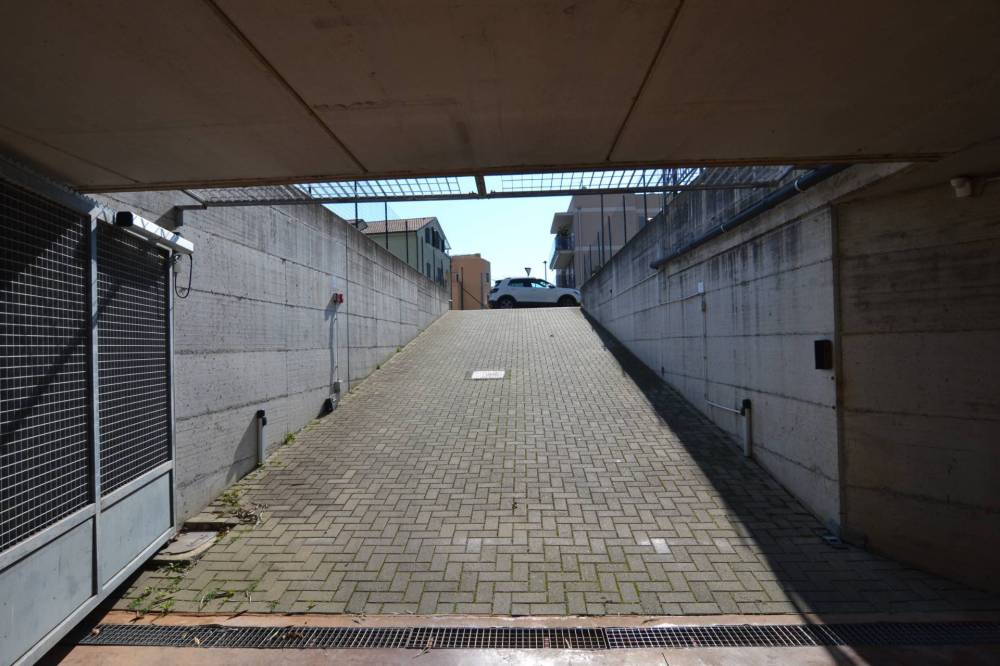 negozio in vendita a Loano