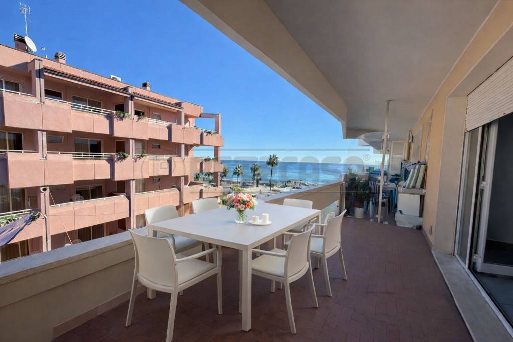 appartamento in vendita a Loano