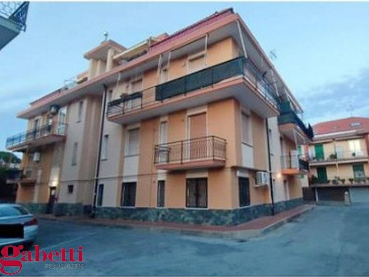 appartamento in vendita a Loano