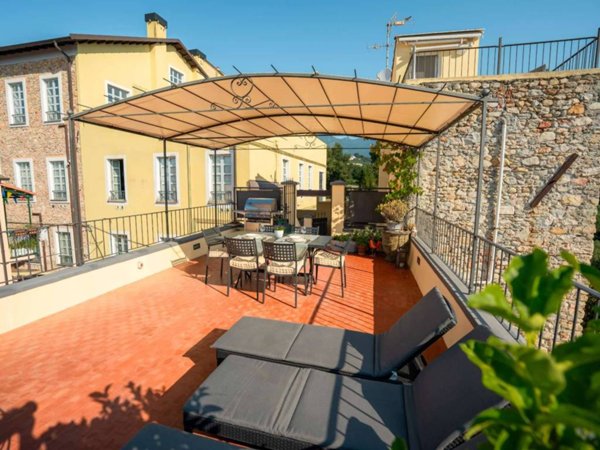 casa indipendente in vendita a Loano