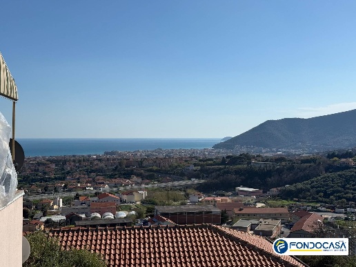 appartamento in vendita a Loano in zona Verzi